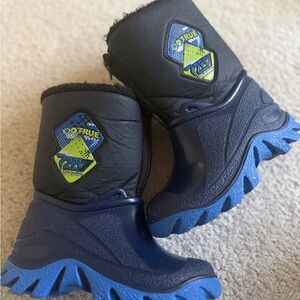 Winter Boots, US 7-8 (EU26-27)